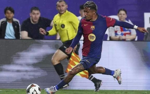 每体：为入选墨西哥队大名单，樱桃后卫