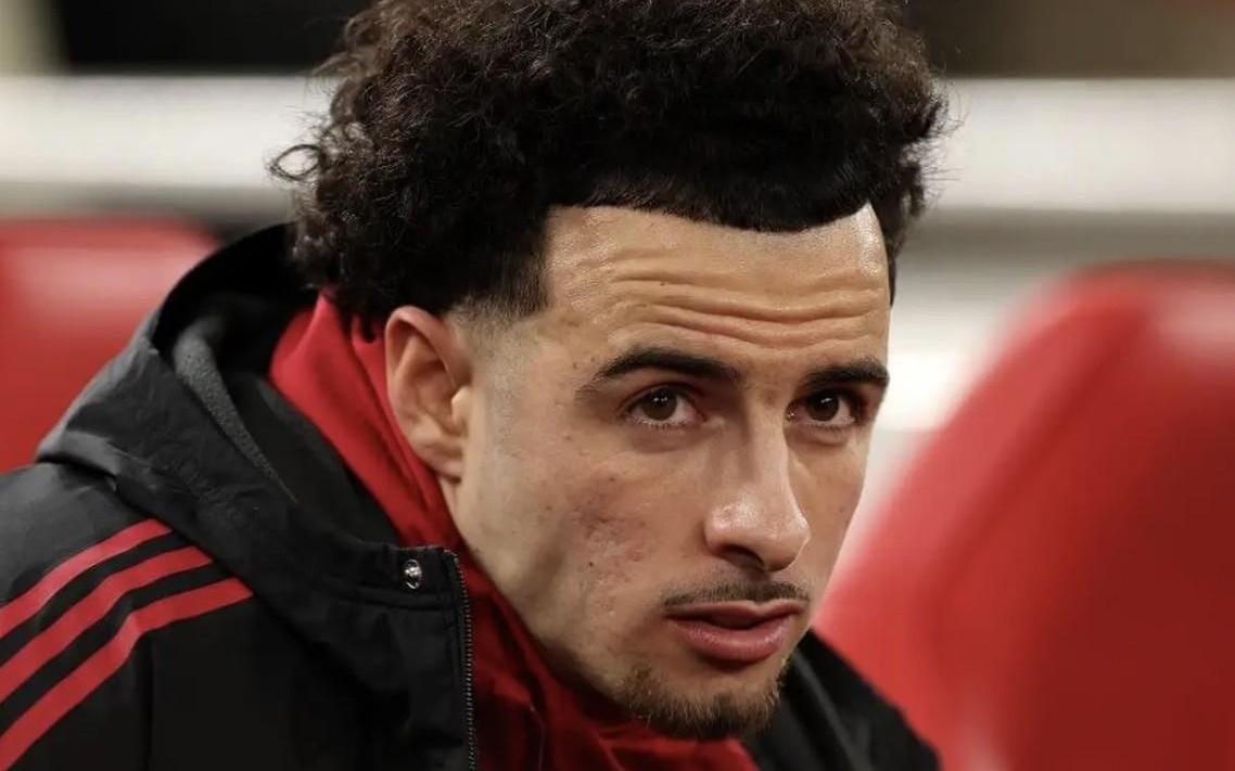 TA：利物浦没有放走琼斯的意向，他们认