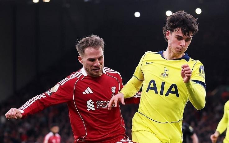 里沙利松90分钟绝平，热刺11利物浦终