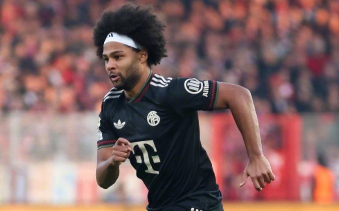 格纳布里将功补过，韩国铁卫攻防一体，拜仁31科隆造德甲神迹