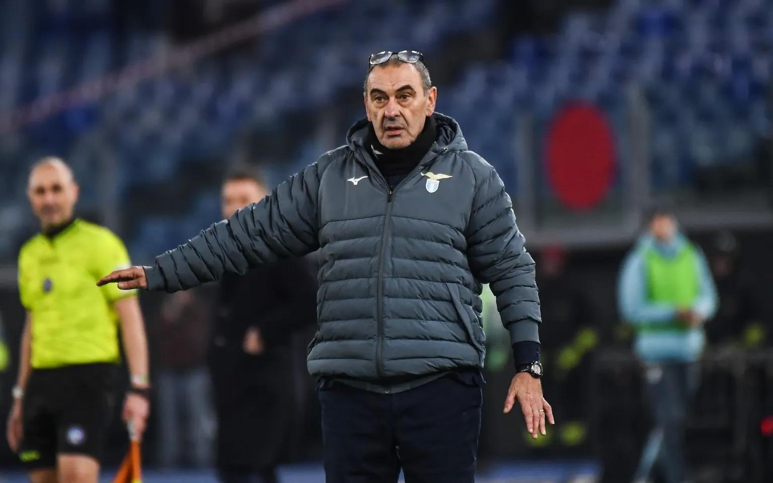 球迷抗议洛蒂托，拉齐奥对阵热那亚时