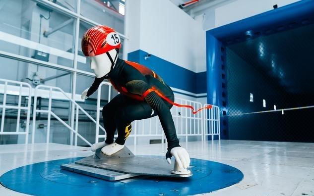 丁世忠参与奥运火炬传递，跑出安踏从晋江到奥林匹亚的跨越征程