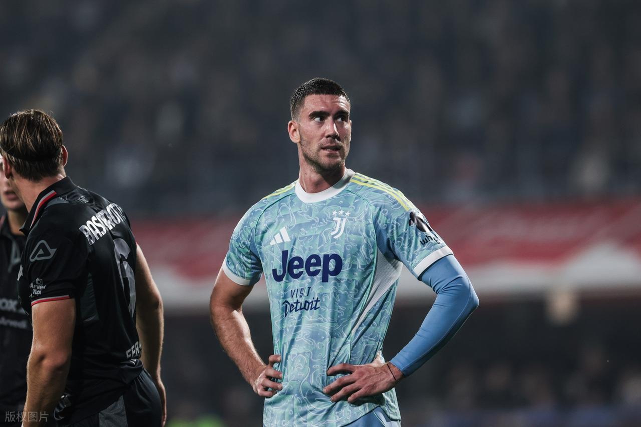 尤文图斯胜克雷莫纳，梦幻开局，两边翼