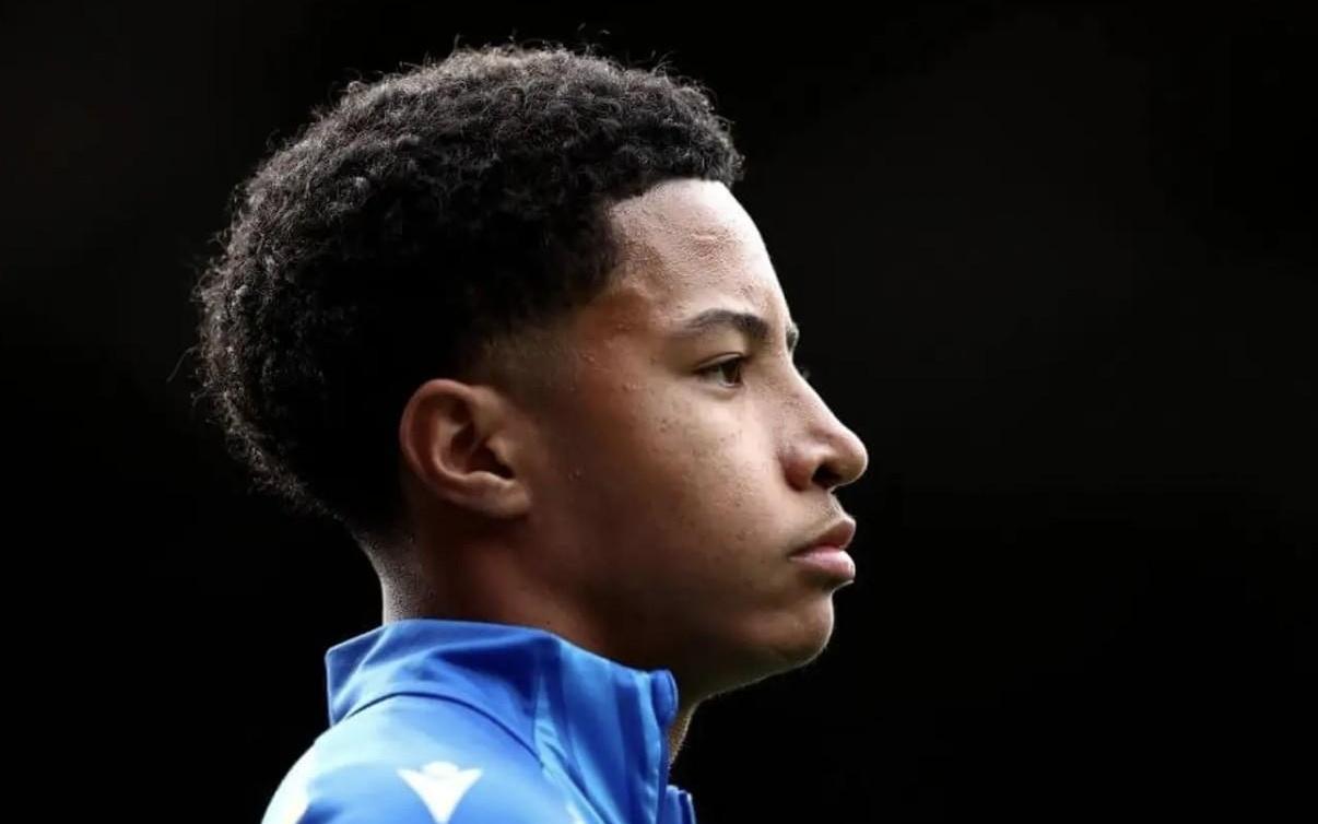 TA介绍切尔西引援目标阿拉奥：进攻属