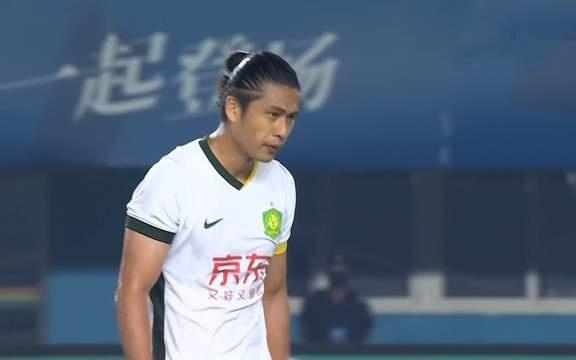 国安问题不在三后卫，王刚队长被撤拼亚冠挽回颜面赢海港还有戏