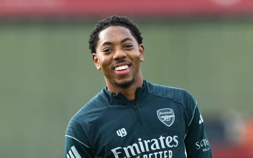 阿兰史密斯：斯凯利在阿森纳没机会，非