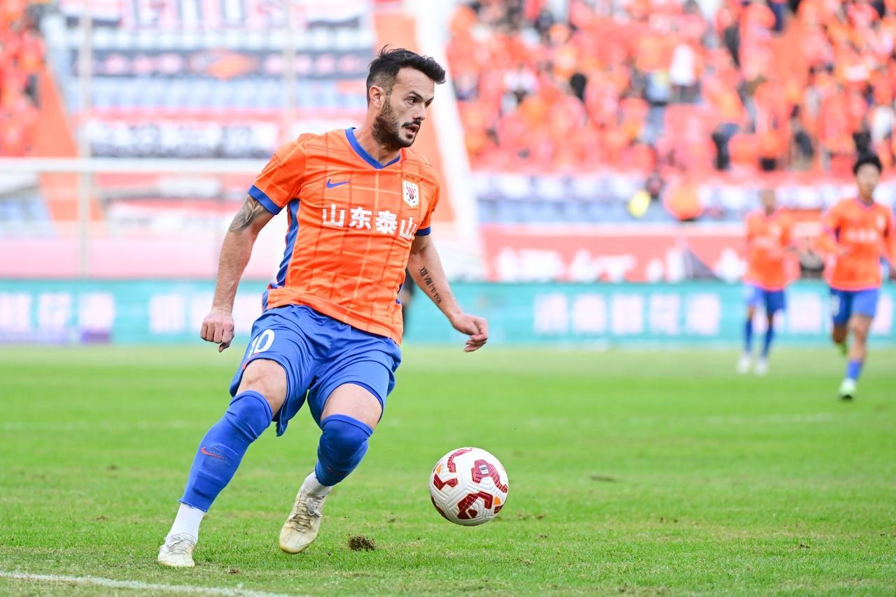 山东泰山2比1胜天津，孙启航中超首秀