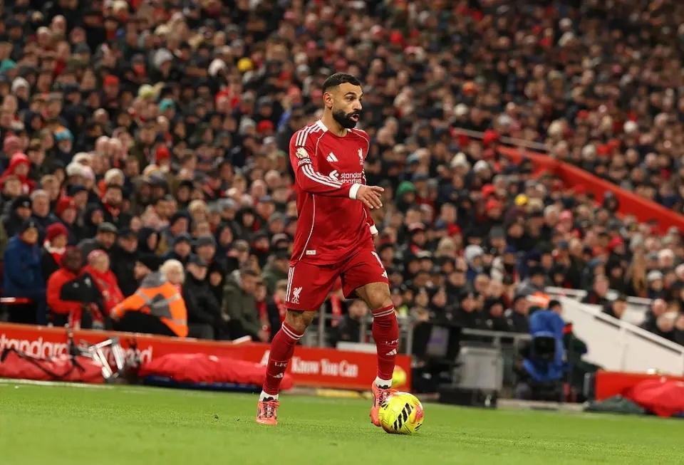 原地自爆！贵为红军队史第一人的萨拉