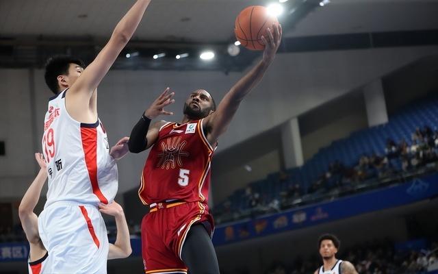 仅打两场比赛！山西男篮再裁掉一人，已有三名外援离开