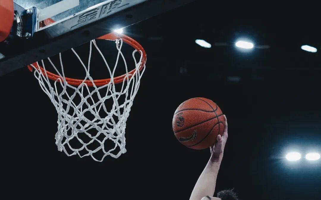 上海滩最强高中生代表上海男篮，出战