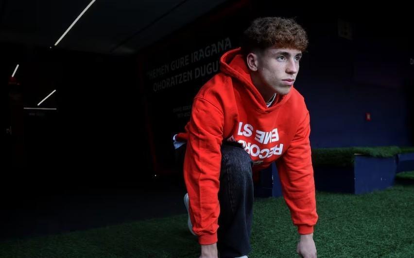 穆尼奥斯：在库尔图瓦面前射门难度堪