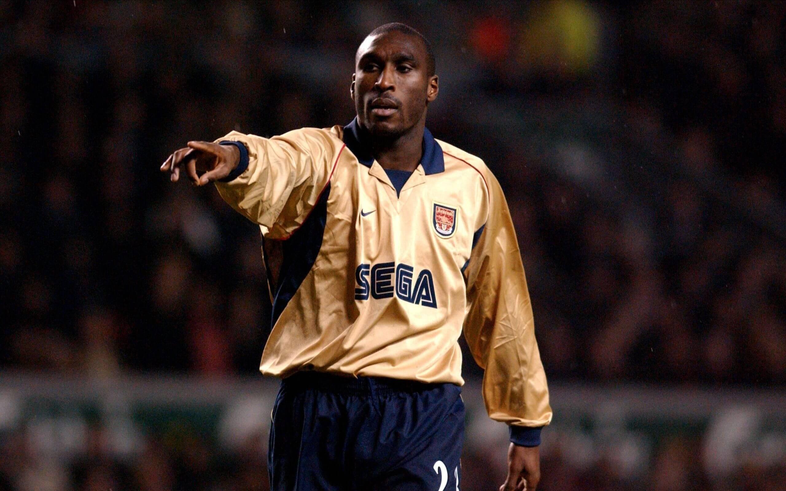 TA：枪手球迷主导打造德比史诗Tifo，俱