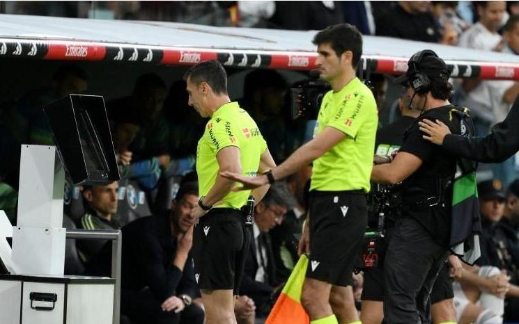 TA：欧足联邀请各联赛今夏讨论，以侵扰