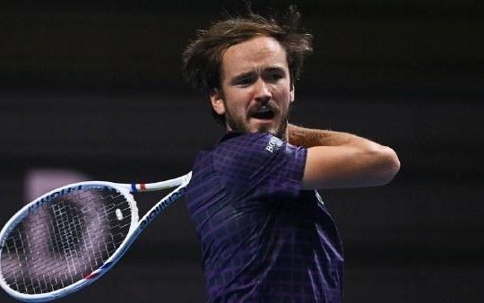 ATP250阿拉木图:梅德韦杰夫21逆转达克沃斯,闯入决赛