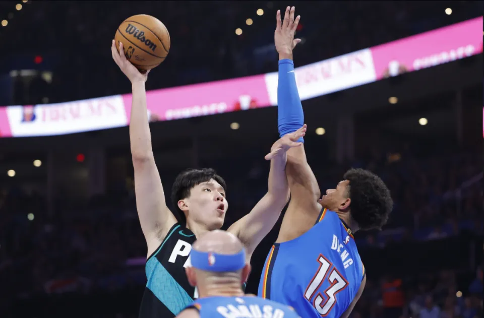 天天被键盘侠网暴杨瀚森的处境一人