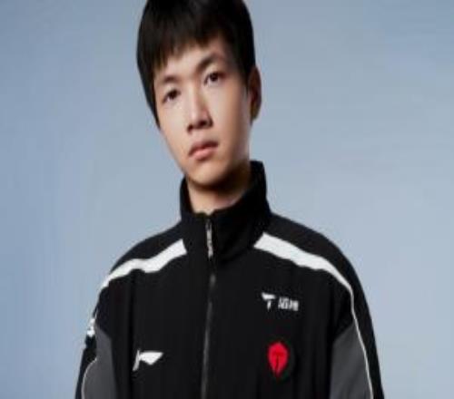 小奶油现出原型Creme安妮四次空大全场梦游仅拿到273数据