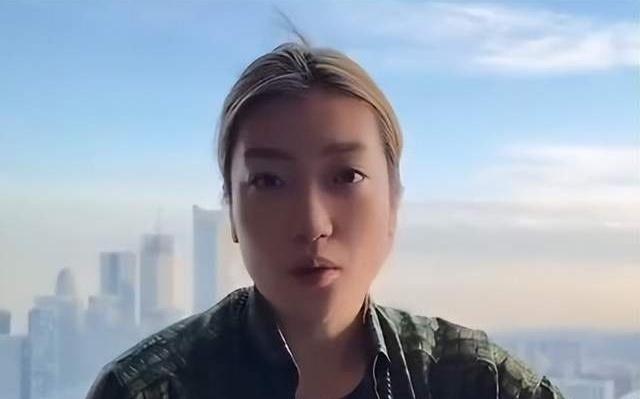 震惊：李梦新赛季年薪高达1400万人民