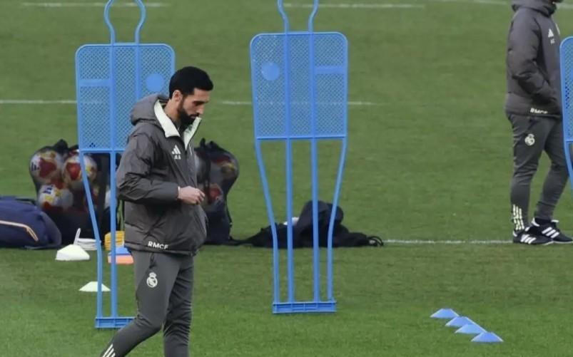 马卡：阿韦洛亚并非临时主帅，皇马已与其签约至下赛季