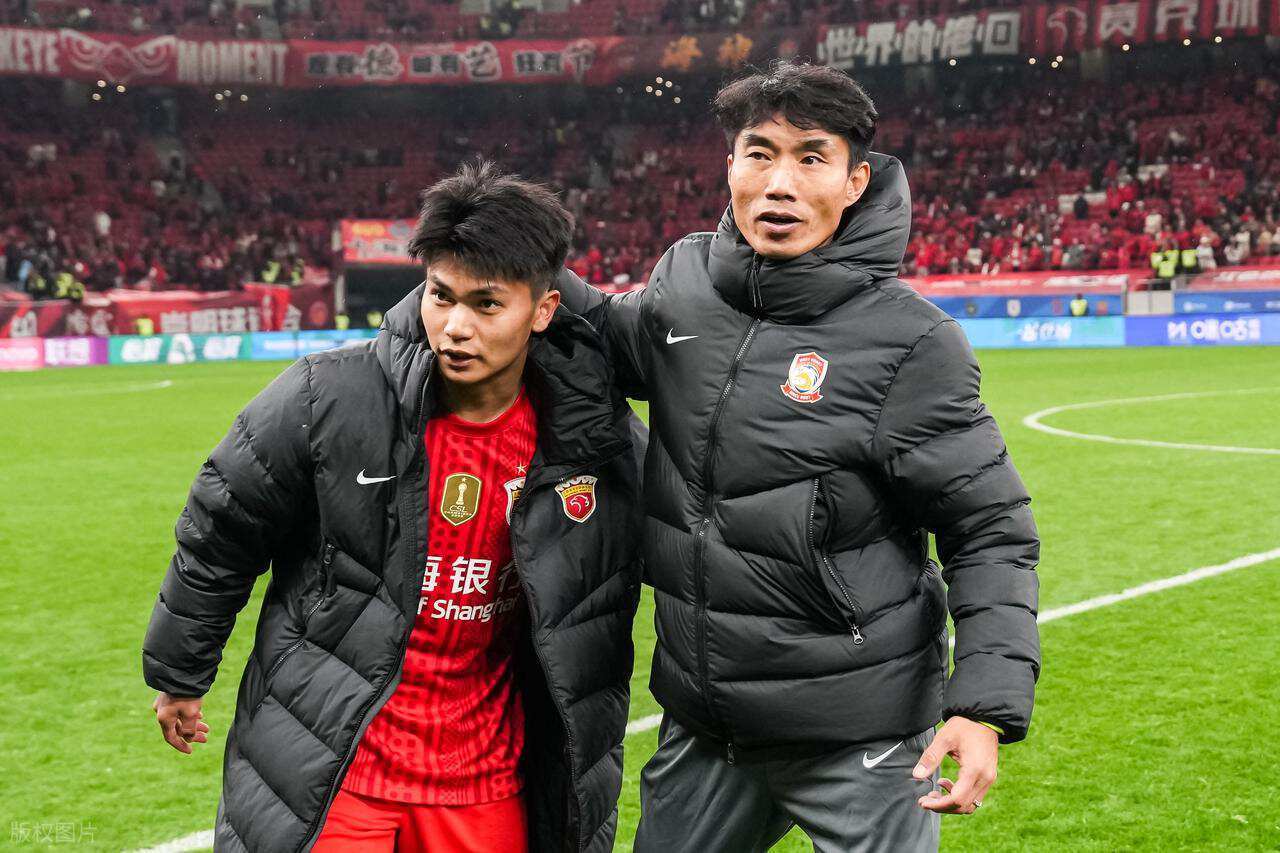 青岛西海岸中超遭遇两连败，主要责任