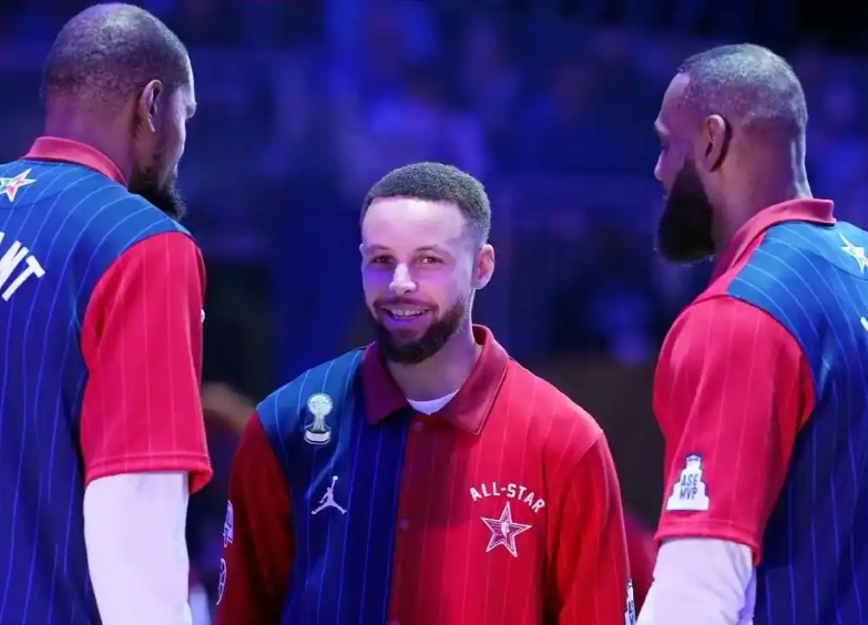 1年5263万美金!1年5328万美金!NBA大小王太难了,库里真香