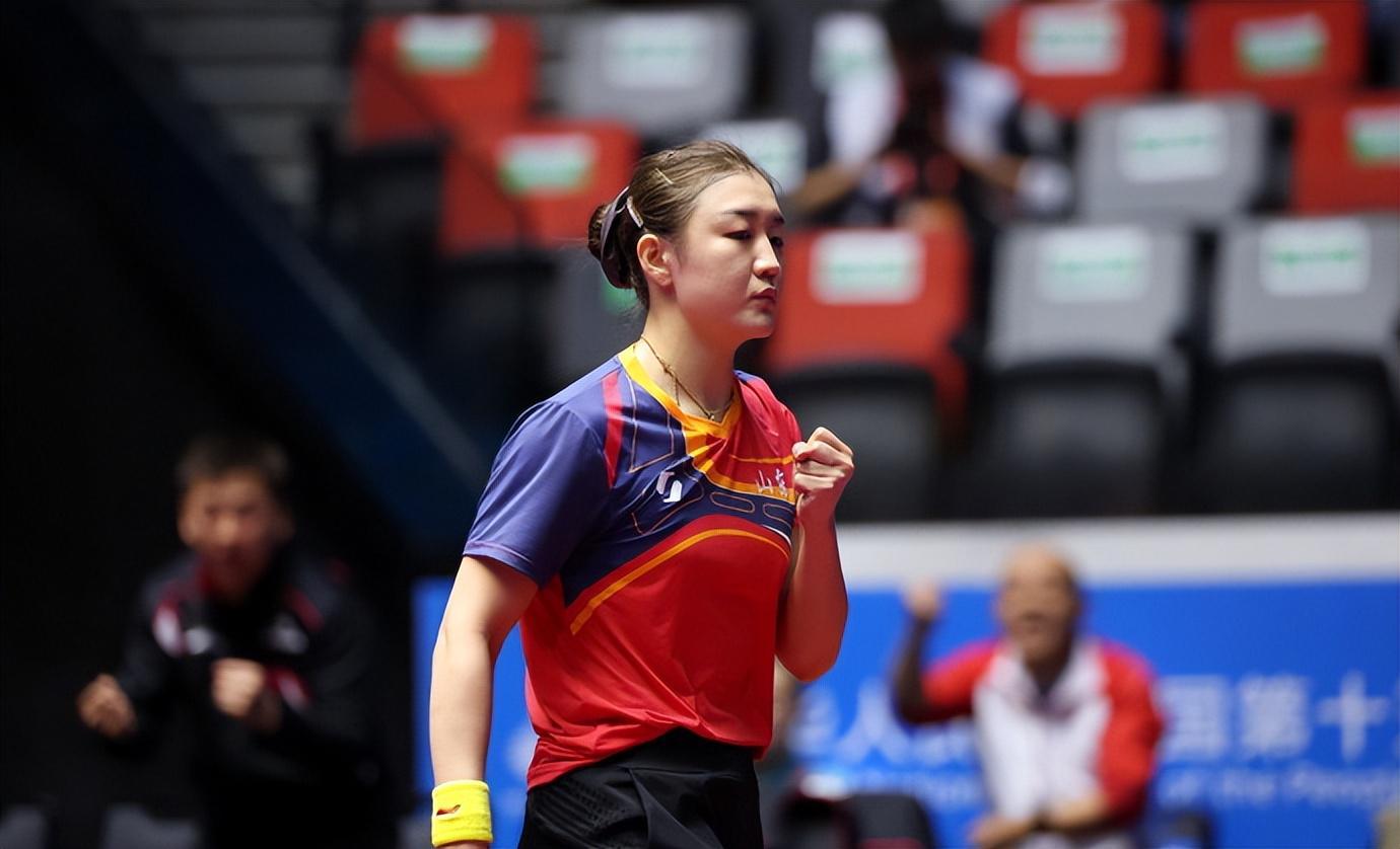 泪目！陈梦42逆转世界第四：31岁女乒王牌散养一年归来仍是女王