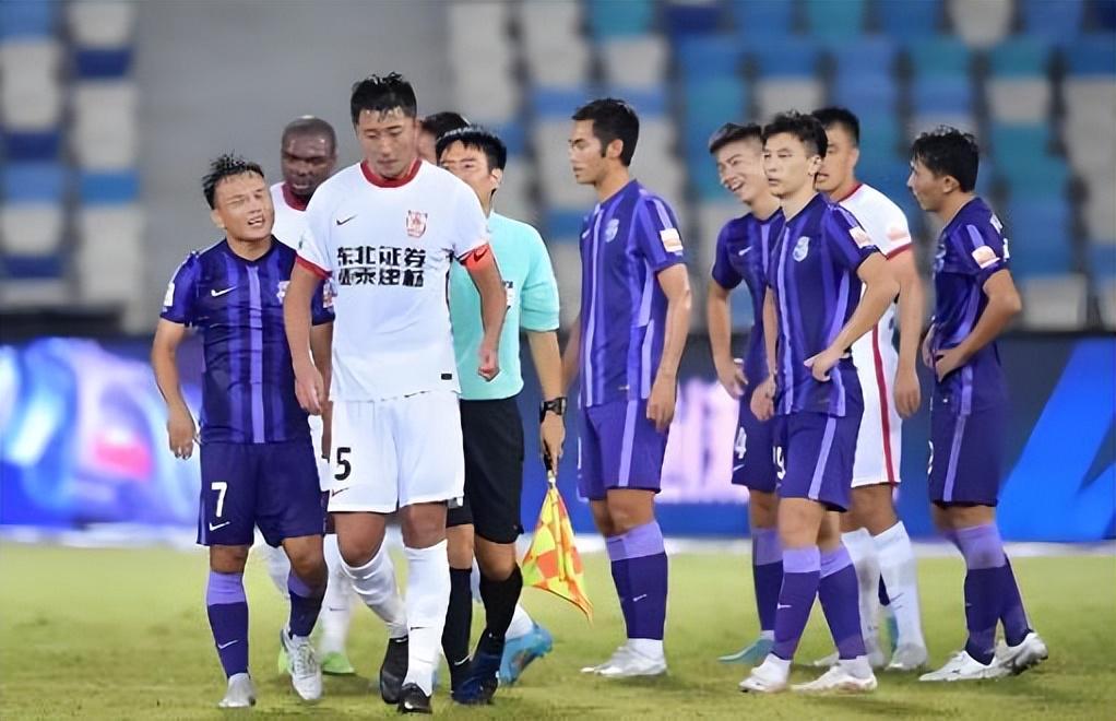 这位新援刚来到津门虎试训！就被四川足协重罚！直接被禁赛5年