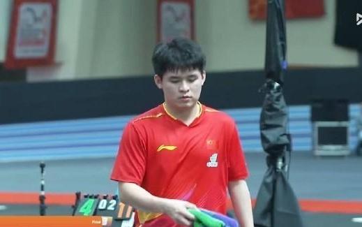 林诗栋30战胜黄镇廷,国乒男团10领先中国香港