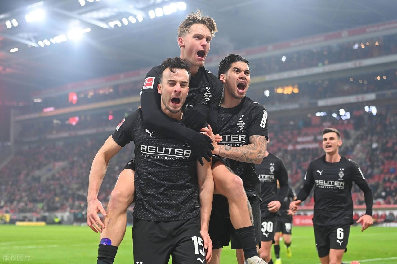 德甲最新积分战报输给拜仁后4胜1平门兴5轮不败冲进上半区