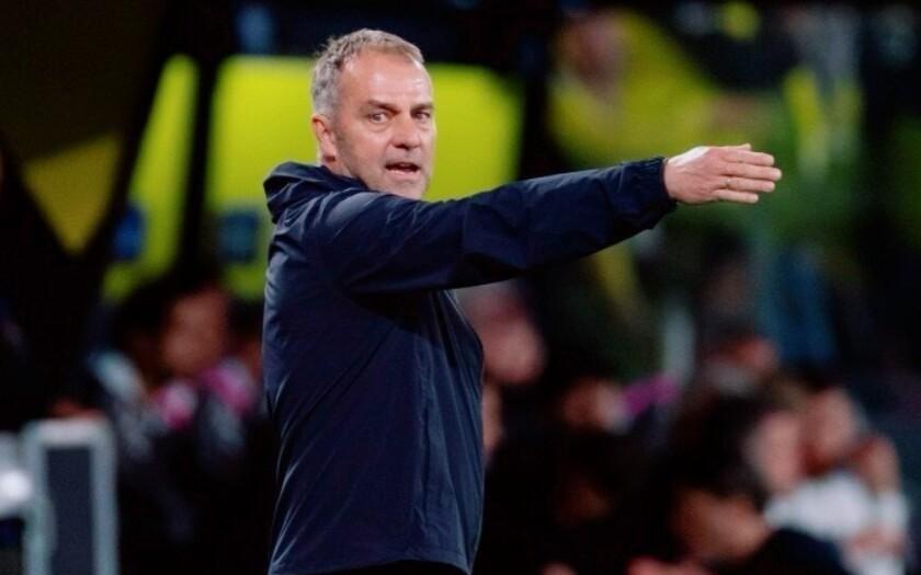 哈维曝光梅西回归内幕，拉波尔塔重俱