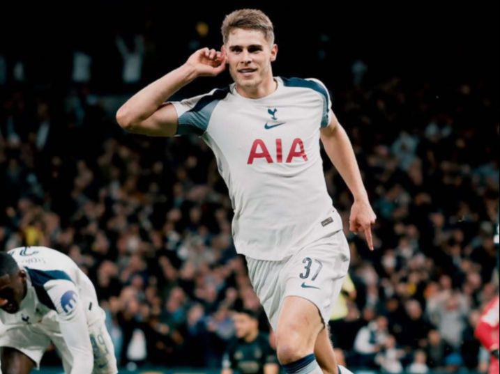 欧冠惨案诞生！英超豪强踢疯了，狂轰4