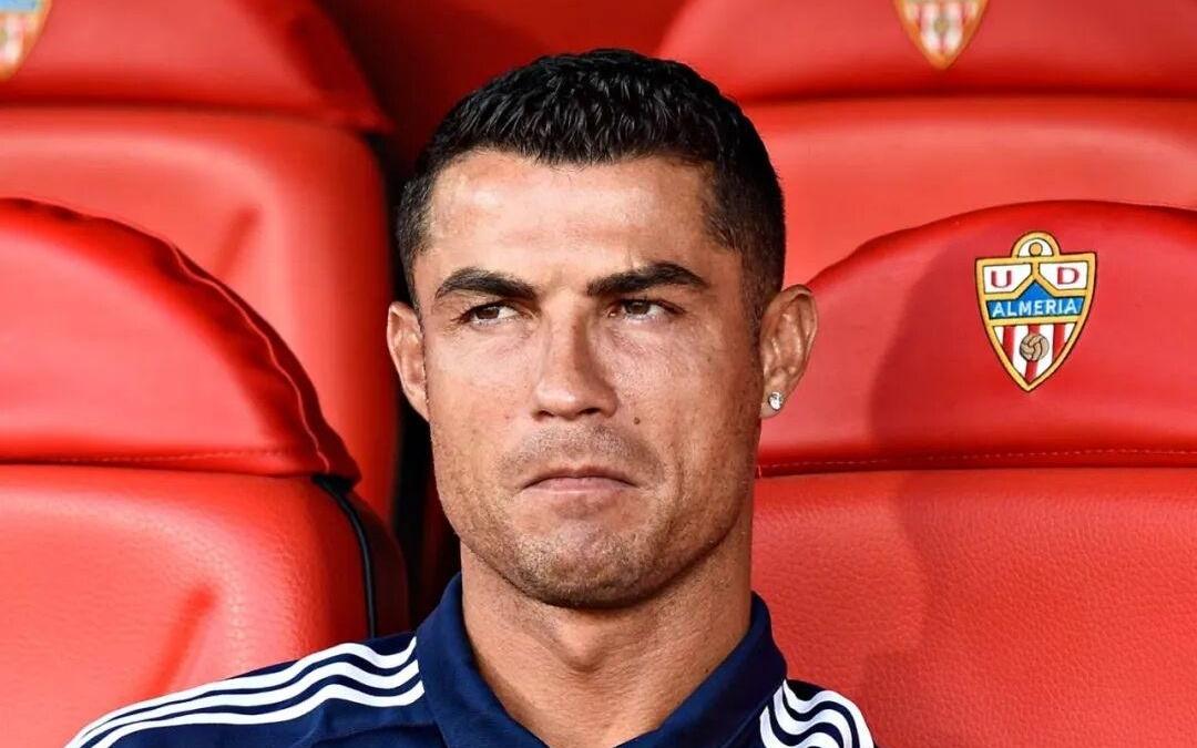 收购阿尔梅里亚25%股权，"罗总”升级“罗董”