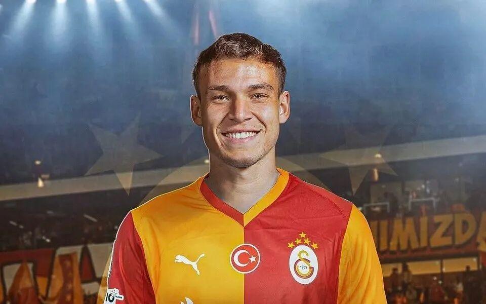 记者：加拉塔萨雷正在推动乌加特的转会罗马体育报：罗马对齐尔克泽的报价接近曼联的要求