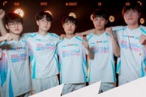 先锋赛首日将打响！吧友们觉得BLG面对BFX最终比分将会是