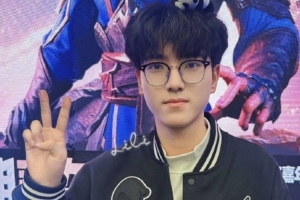 真去WBG了zika微博ID已从LNG_Zika改名为Zika707