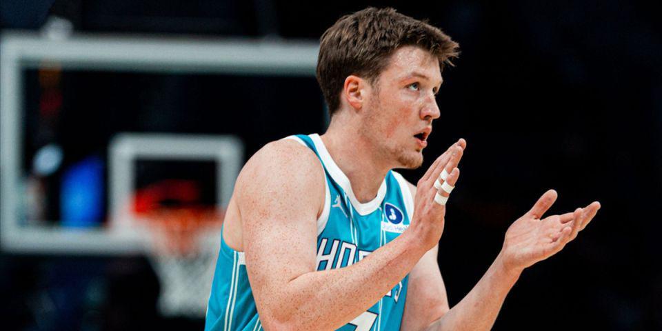 狂胜27分，近18战15胜NBA唯一！3点证明