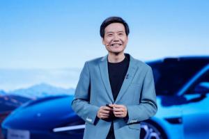 雷军发博：小米17系列，产品力跨代升级，全面对标iPhone，正面迎战！