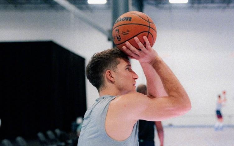 快船迎NBA杯生死战！4人因伤继续缺席，哈登脚部不适拒绝休战