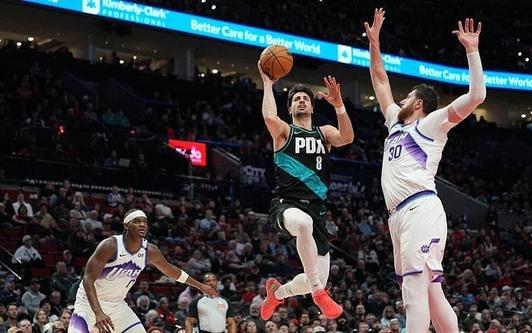 杨瀚森4分阿夫迪亚33+8+9开拓者大胜爵士