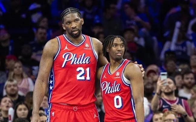 小里弗斯：恩比德若愿当二当家76人会更好，现在是马克西的时代了