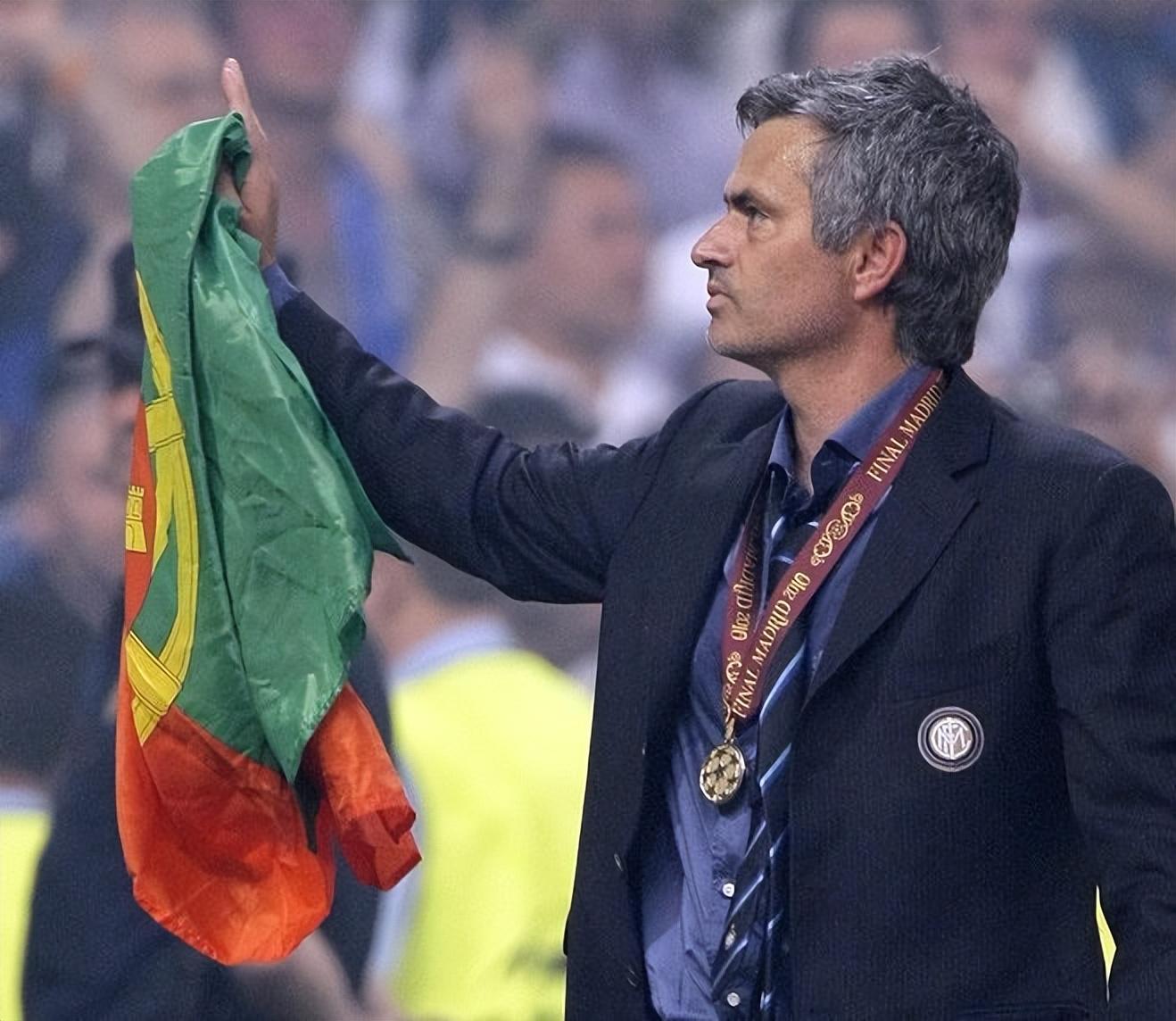 曼联6次换帅违约金5490万镑,穆帅拿走2000万,滕哈赫1000万英镑