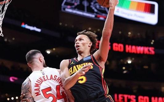 追平里弗斯排名老鹰队史第一！戴森连续61场比赛送出抢断