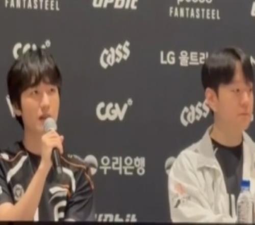 peanut:饮食这方面LPL感觉很合我口味去世界赛和老队友会见面的