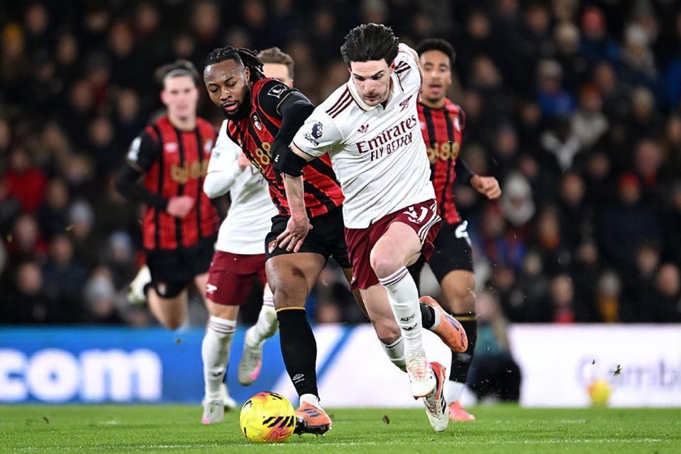 顶住看戏！铁卫自救真核双响，枪手客场