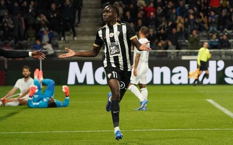 斯基拉：水晶宫与谢里夫达成初步协议，他们在深入谈判