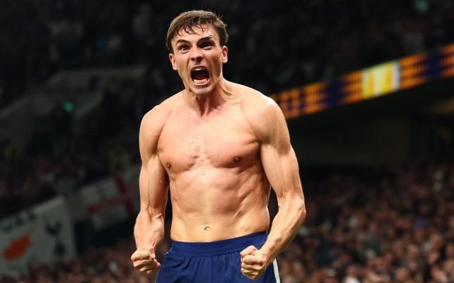 记者：帕利尼亚在热刺的长期前景不明