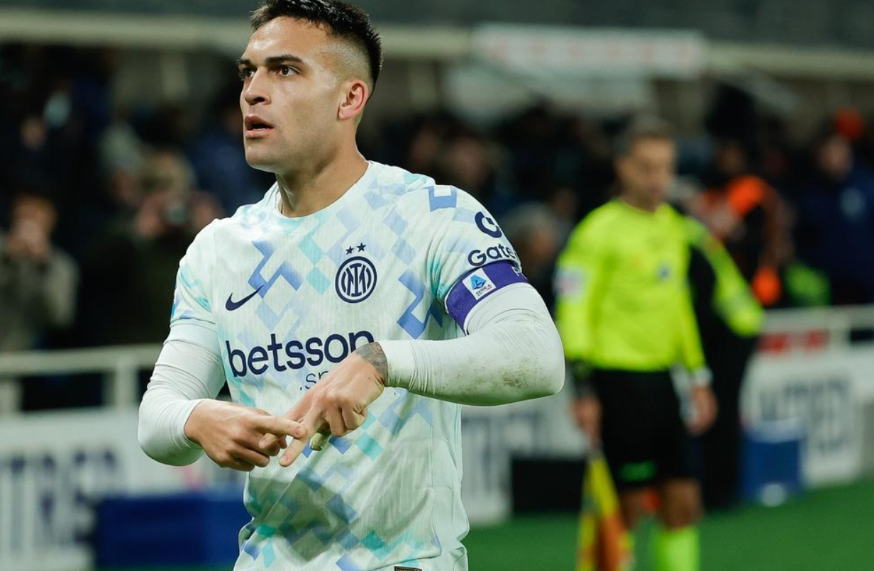 一场10让意甲榜首易主，前4差距最多4分，冠军争夺极其激烈