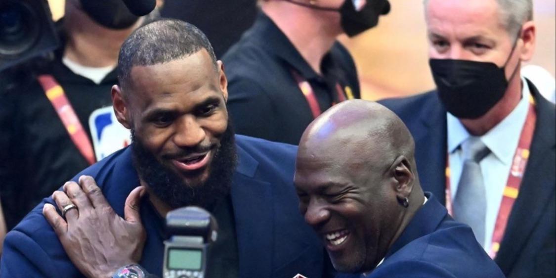 詹姆斯总决赛三项数据全队第一有7次！乔丹0次！