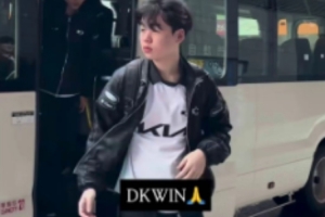 DK发布队员入场视频：已到达比赛现场！