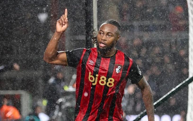 太阳报：吉安对塞梅尼奥进行了指导，并