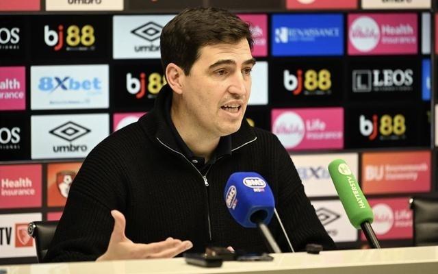 伊劳拉：踢曼联能拿1分向来不错毕包